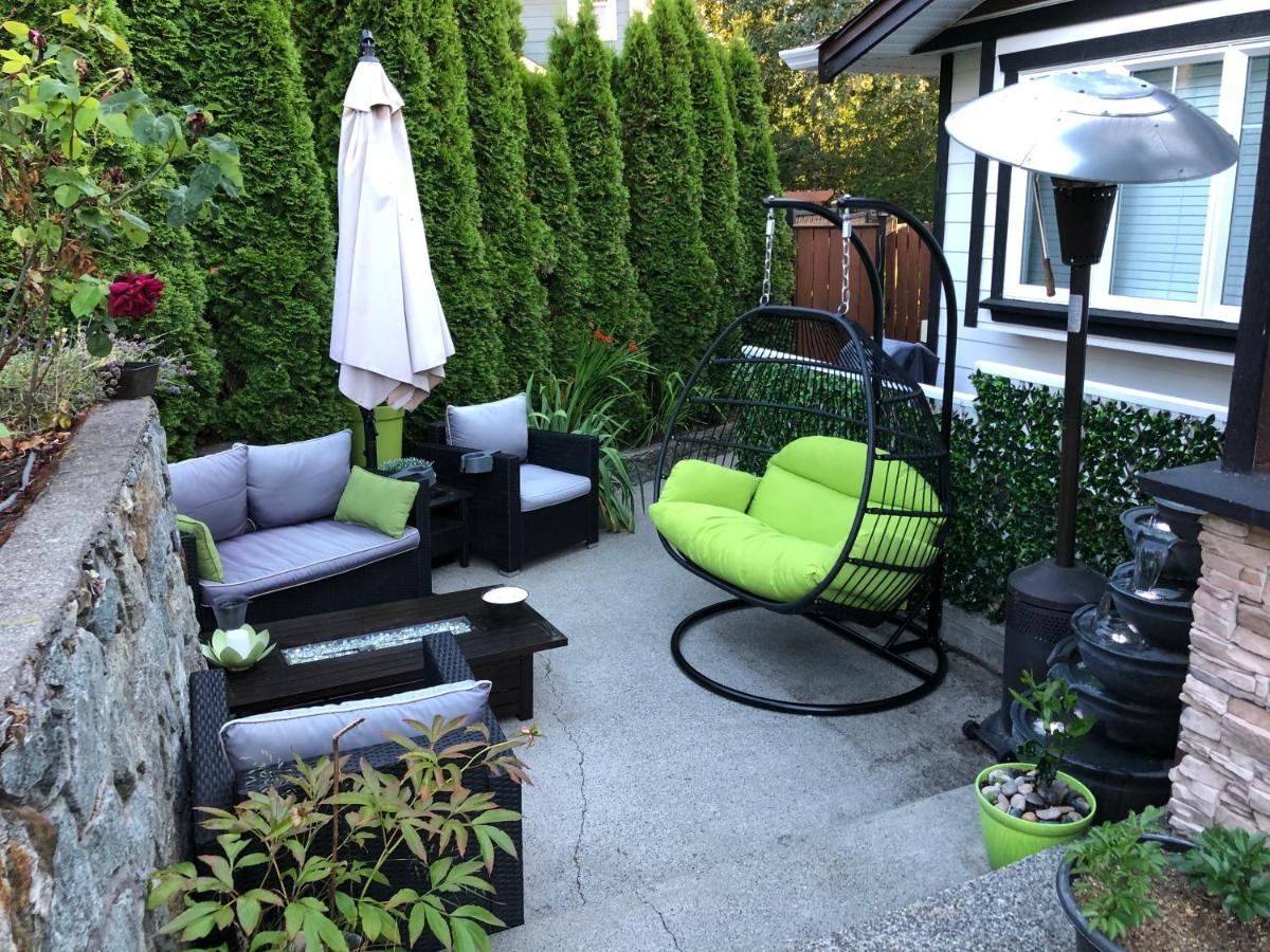 Cozy And Modern 3 Bedroom In Central Location! Виктория Екстериор снимка